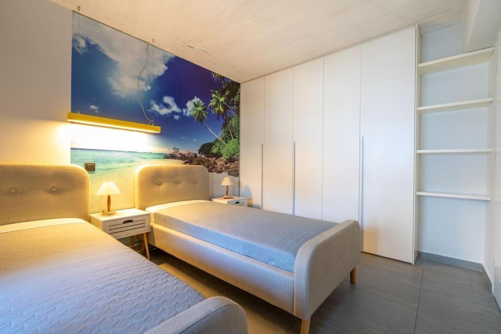 Central, Parking, Play Area, 1Km To The Sea 이라클리온 외부 사진